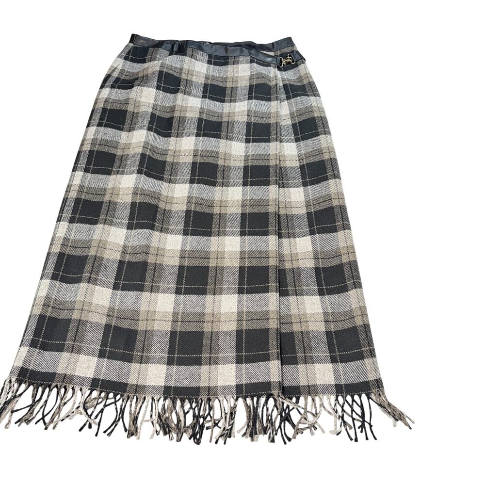 VTG A. Gianetti plaid long wool skirt. Size 8. brass leather trim. Cabincore